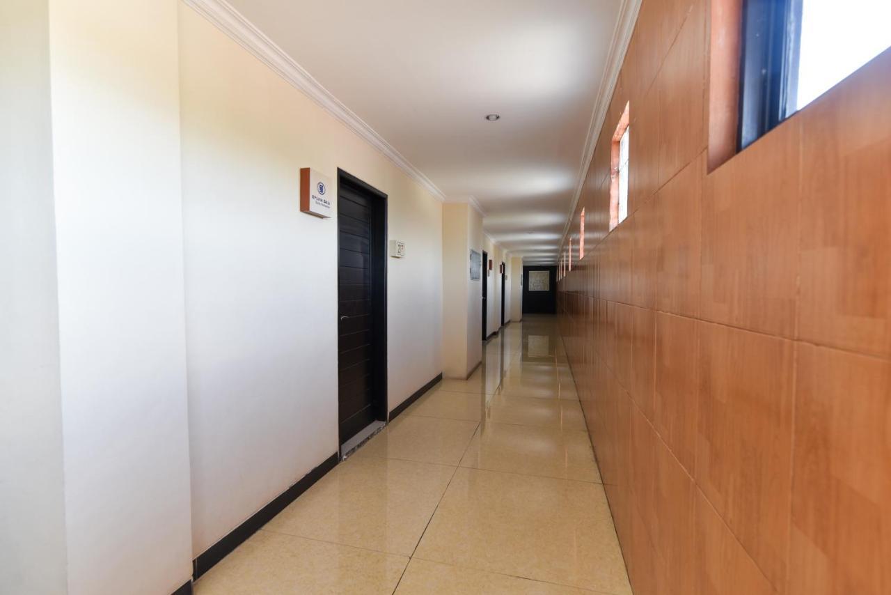 Reddoorz Plus Near Mall Bali Galeria 2 Денпасар Екстер'єр фото